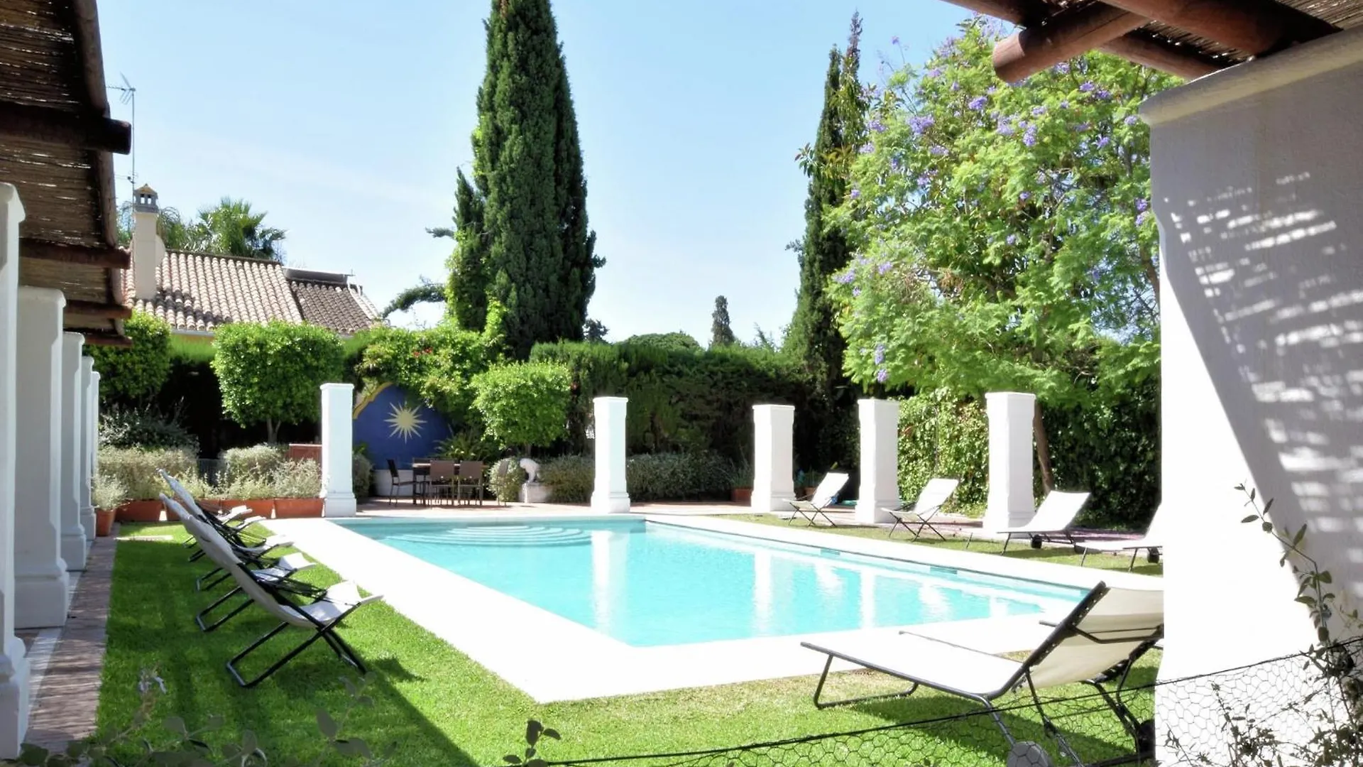 Luxurious Villa In Marbella With Swimming Pool