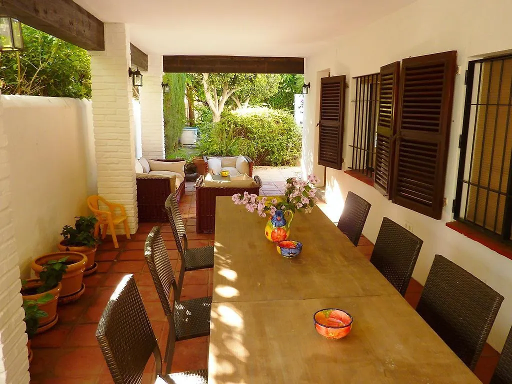 Luxurious Villa In Marbella With Swimming Pool
