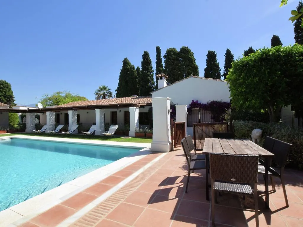 Luxurious Villa In Marbella With Swimming Pool